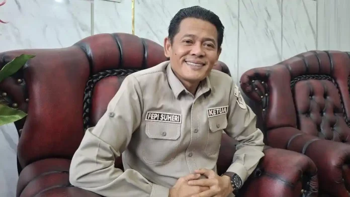 FOTO : KETUA DPRD BENTENG